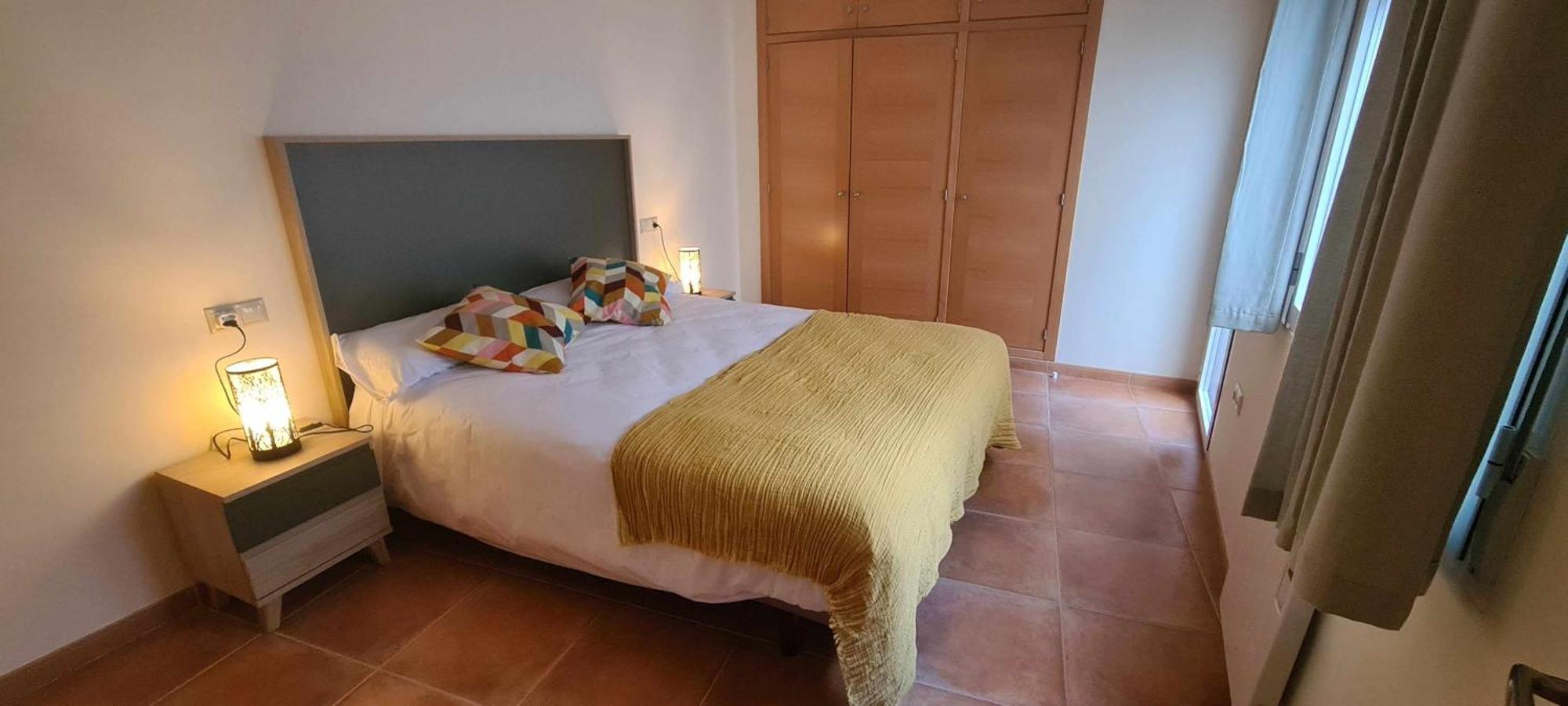 Apartment Bronce